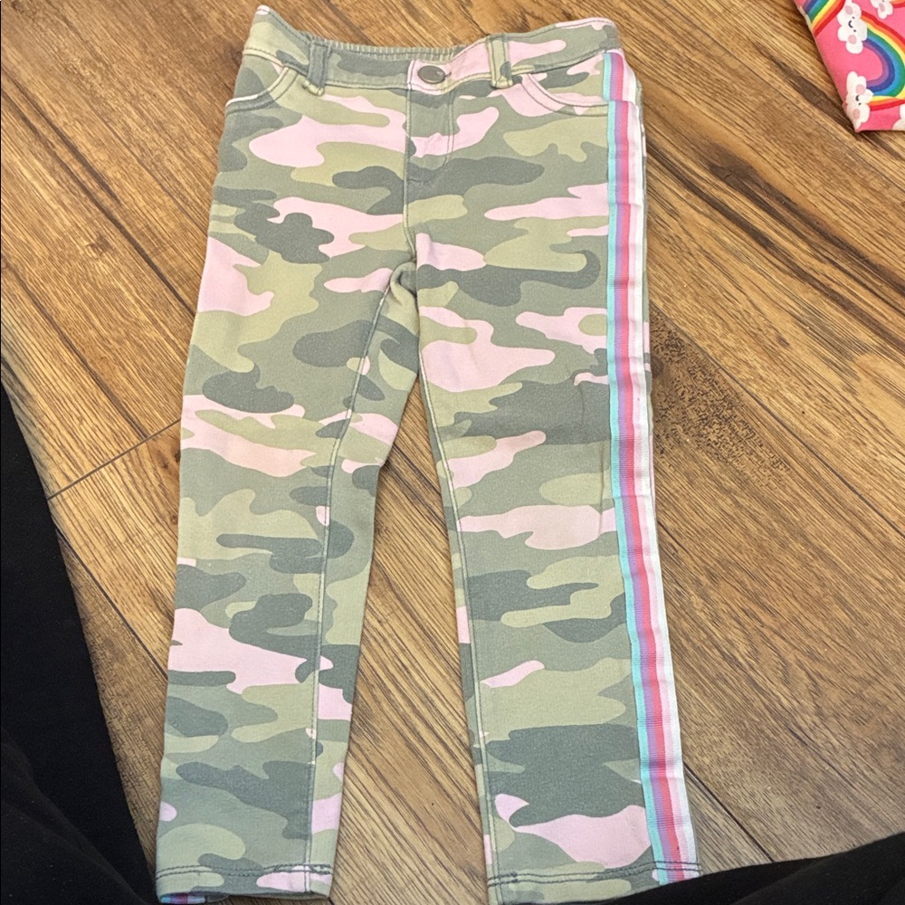 Kids Camouflage Leggings with Pink Stripe